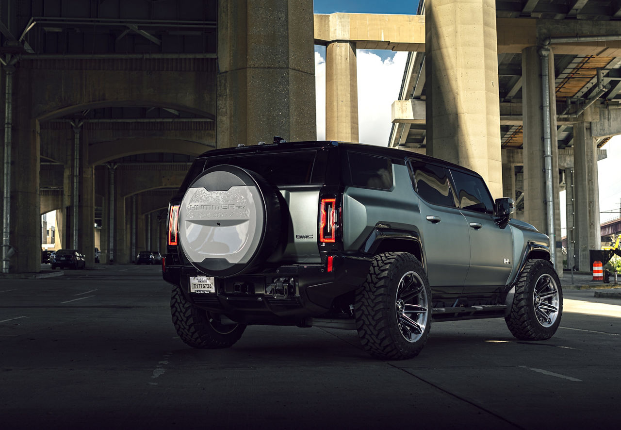 2024 GMC Hummer EV - Fuel BRAWL - Black | Fuel Off-Road Wheels
